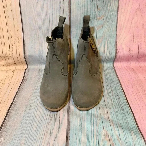 Toffel clog ankle high heel booties - Picture 2 of 13